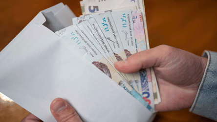 Звільнили під час відпустки, але не заплатили: коли можна вимагати компенсацію - 290x166