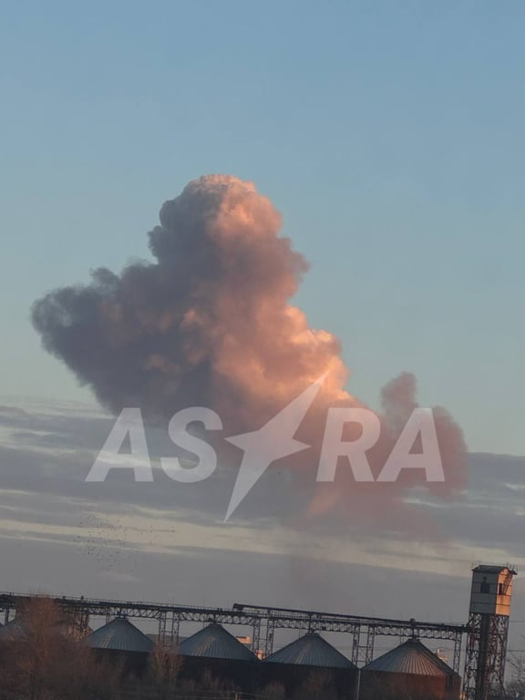 У Росії горить об'єкт після атаки невідомих БпЛА – місцеві жителі