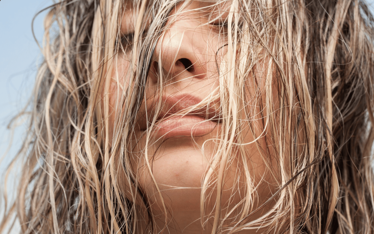 Greasy hair requires the right approach