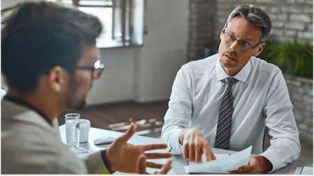 Світовий банк зайшов у страховий ринок України — скуповує активи - 285x160