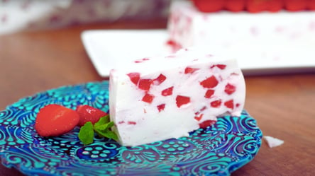 Неймовірний низькокалорійний десерт із сиру та йогурту за 10 хвилин - 285x160
