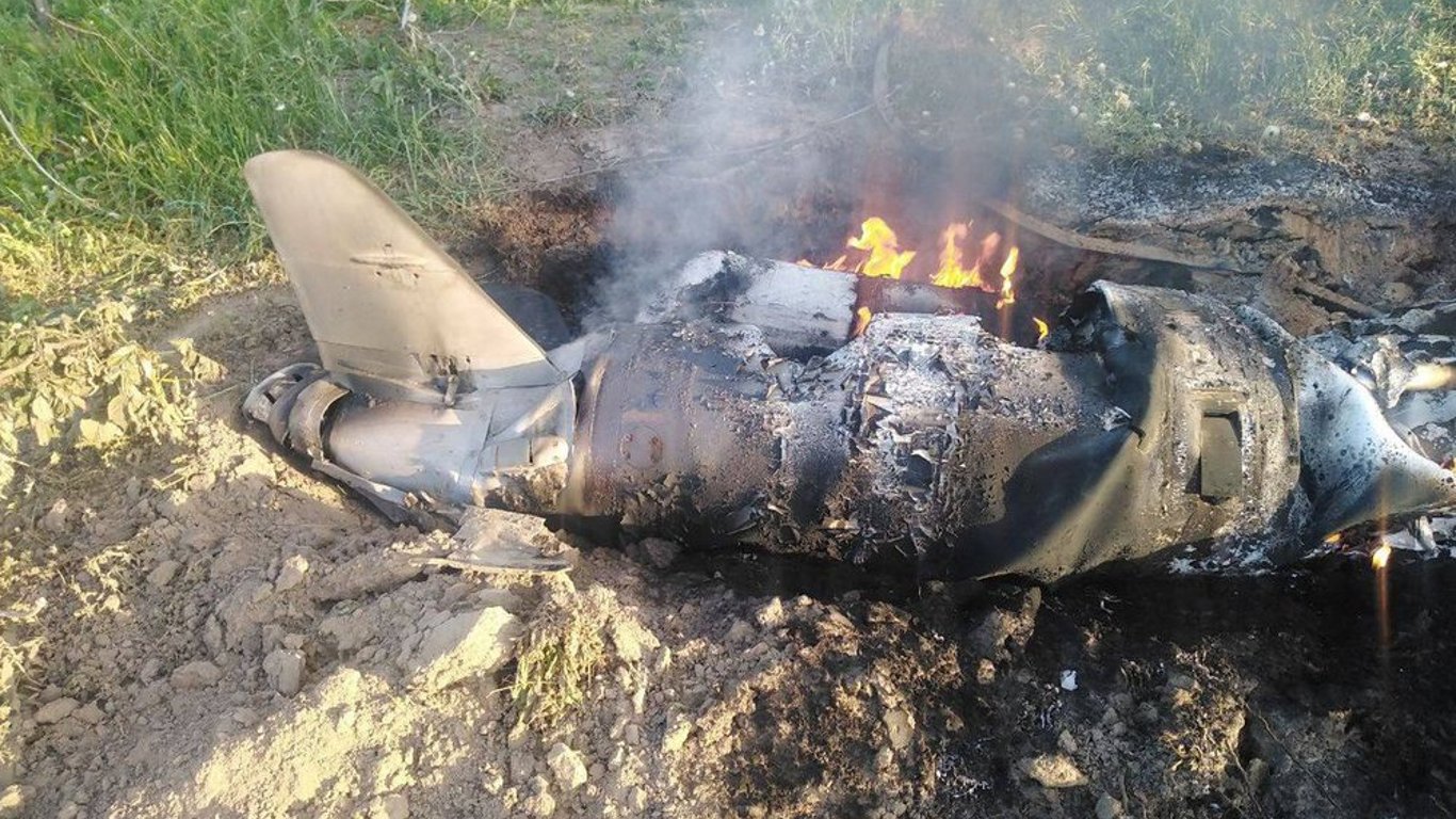 Протягом доби ворог атакував Україну ракетами та дронами, — Генштаб