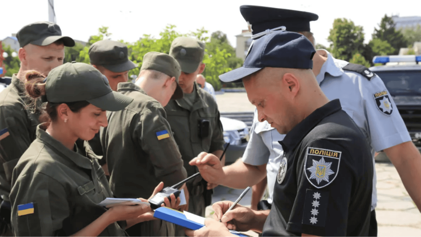 Сколько полицейских ежедневно патрулируют улицы Украины вместе с ТЦК — данные Нацполиции