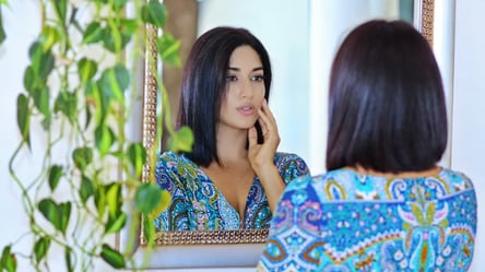 Горять щоки у понеділок чи неділю — що це означає - 285x160