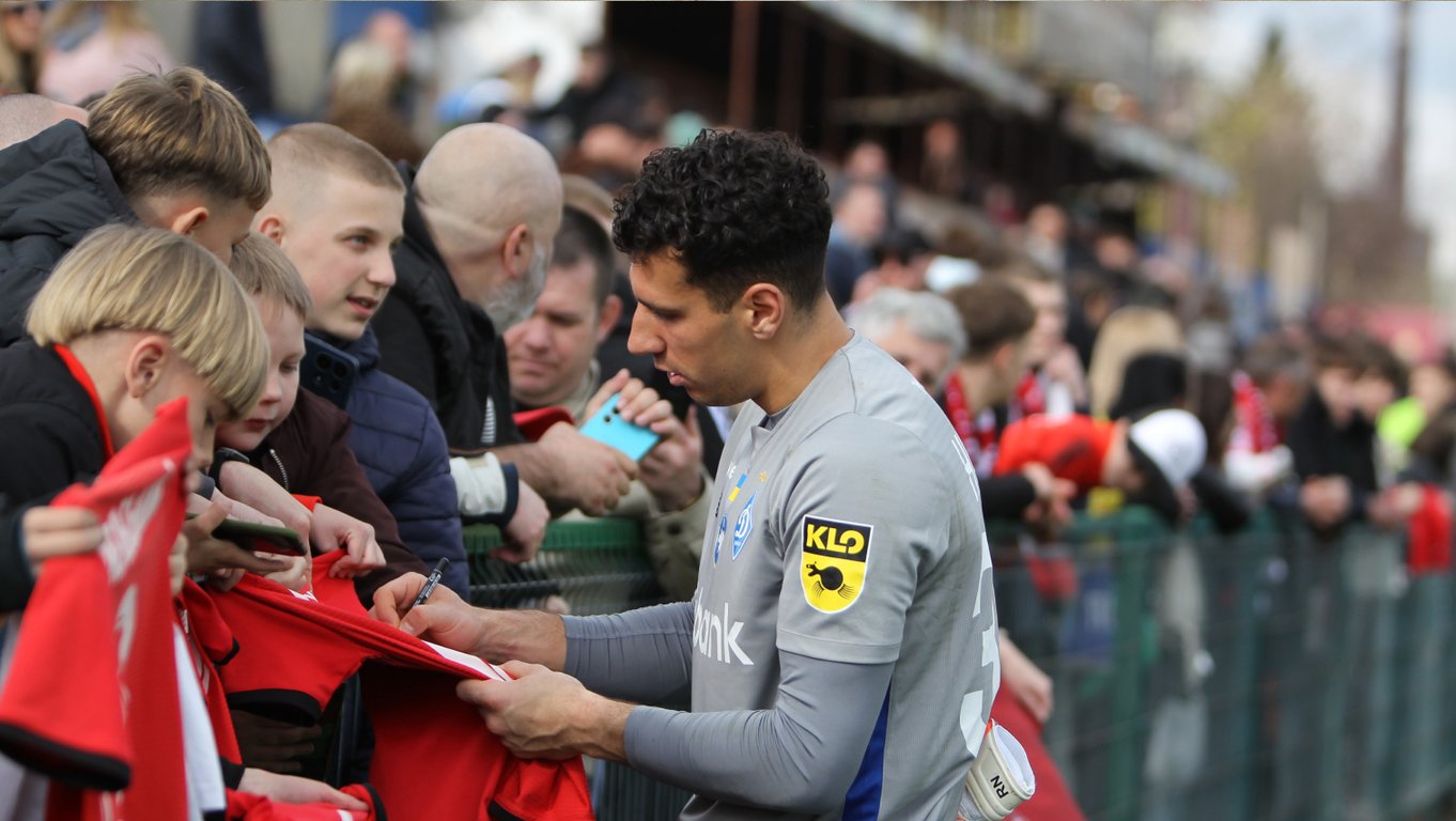 Руслан Нещерет