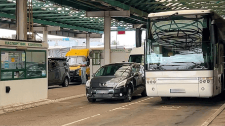 До Молдови рух ускладнено — де затори на трасі Одеса-Рені - 285x160