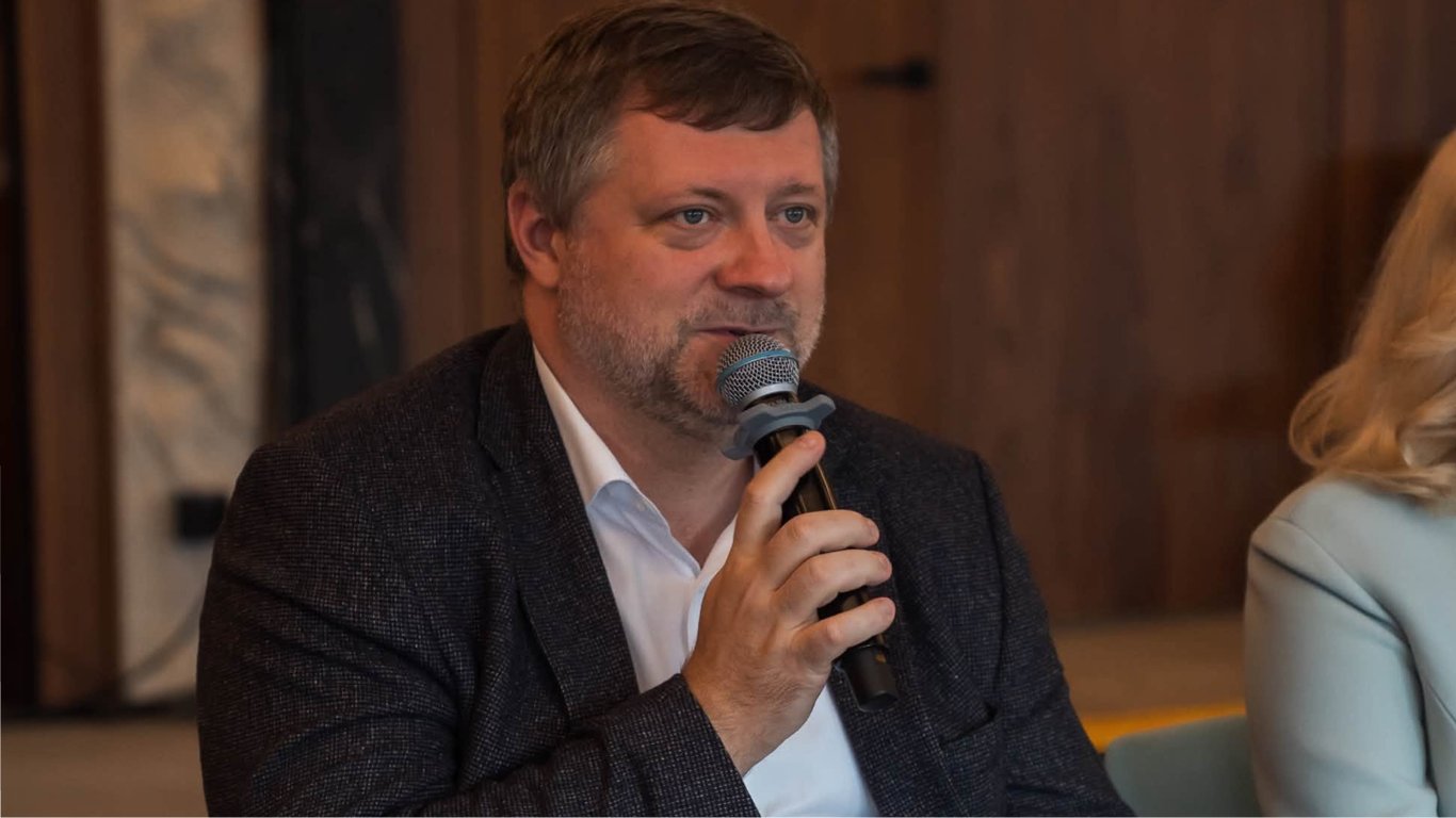 Александр Корниенко