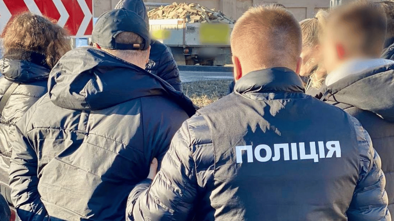 Одессит требовал взятку с военнослужащего за признание "непригодным"