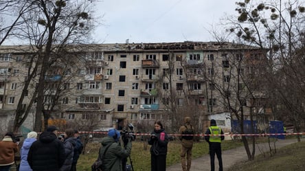 Наслідки атаки БпЛА у Святошинському районі — що відомо - 290x166