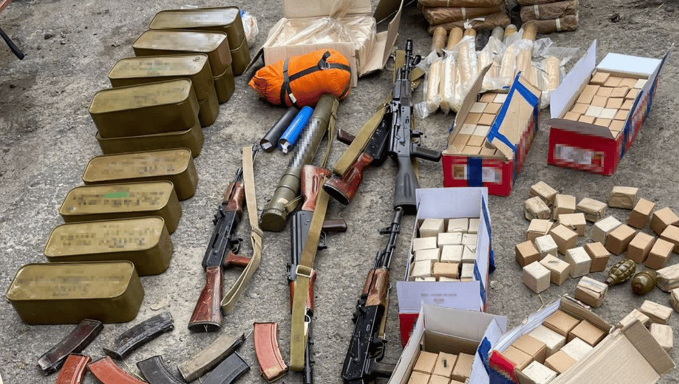 Торгували зброєю на Миколаївщині