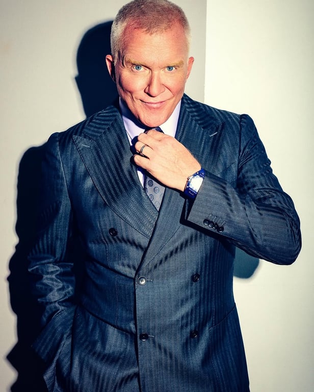 Актор Ентоні Майкл Голл - фото