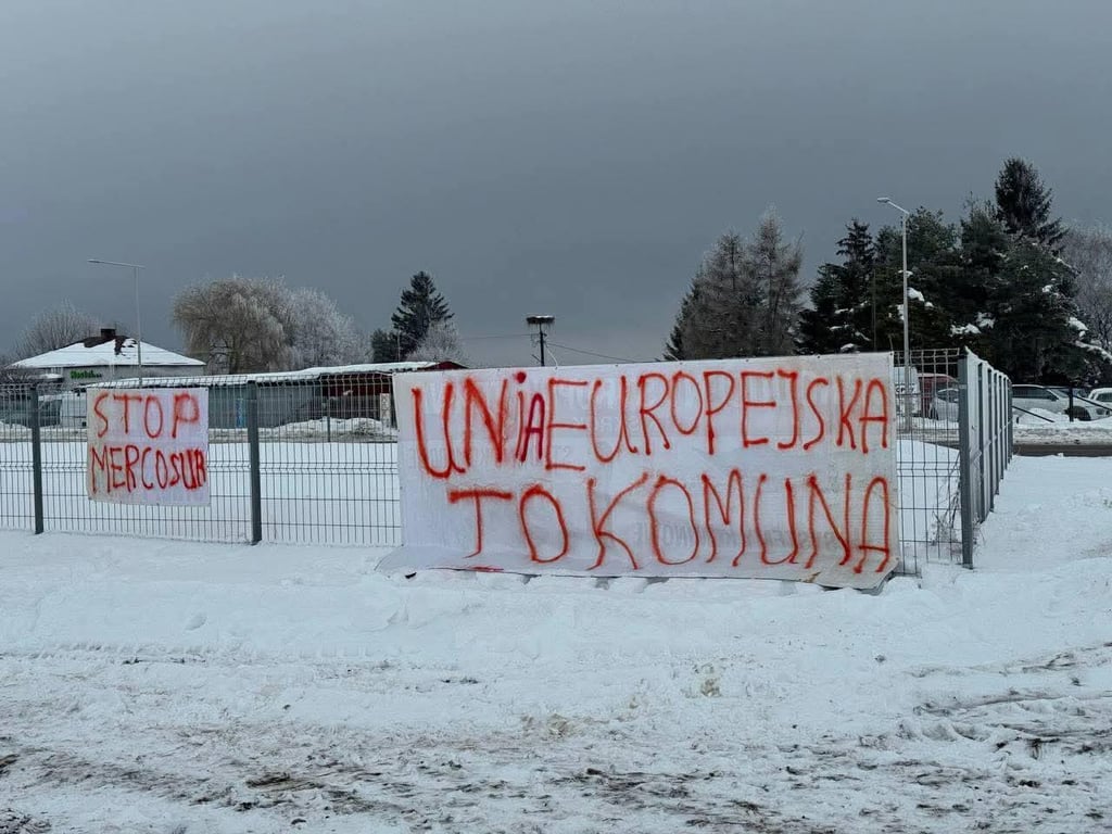 Польські фермери розпочали страйк на кордоні  - яка ситуація - фото 1