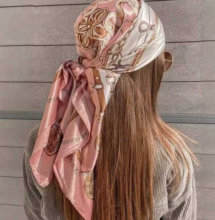 Бандана повернулась в моду