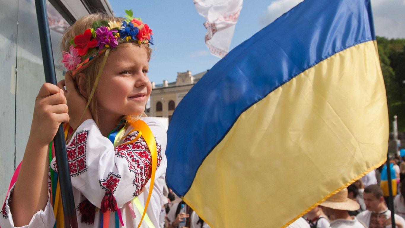 С Днем Государственного Флага Украины 2023 — поздравления в прозе, стихах и открытках