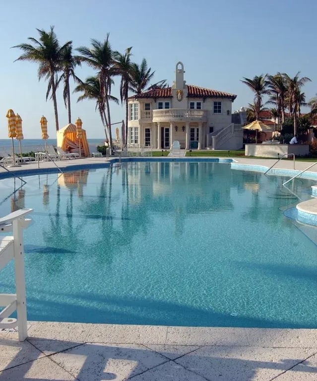 Гроші, золото і секретні кімнати — що приховує маєток Трампа - фото 4