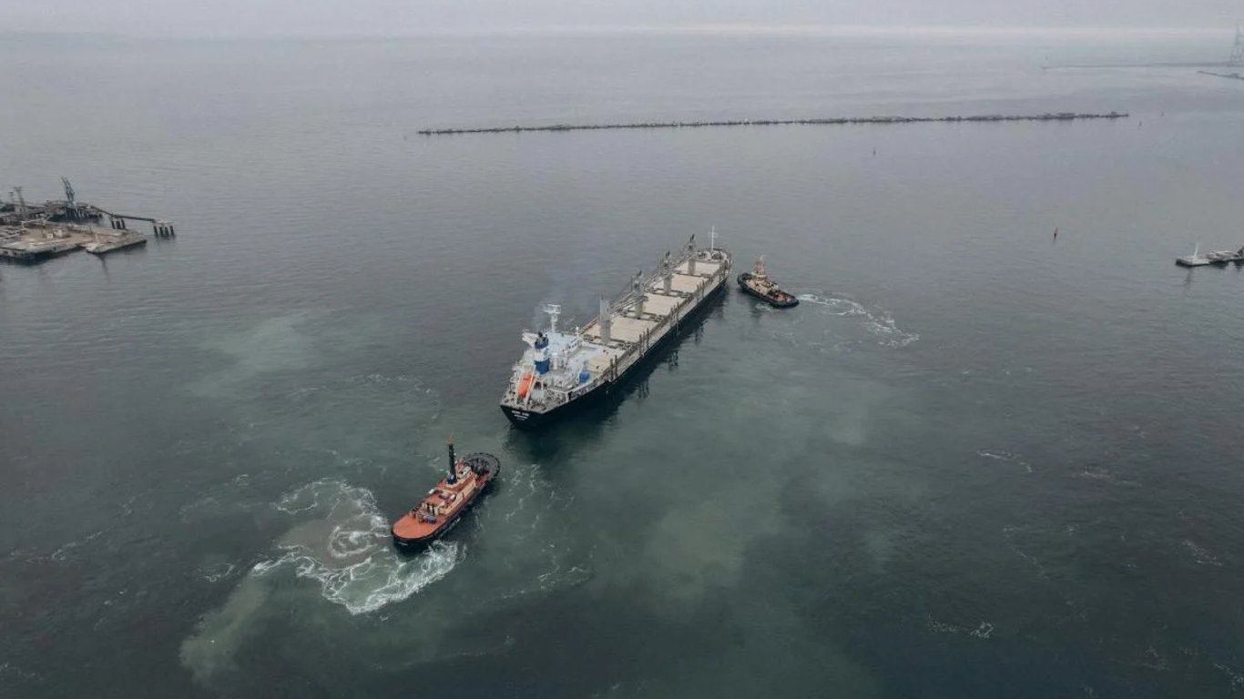 Зерновий коридор майже зупинився: скільки суден покинули одеські порти