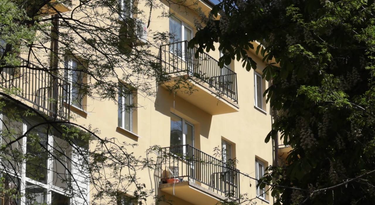 В Одесі відновлюють будинок, що тричі постраждав від ударів - фото 2