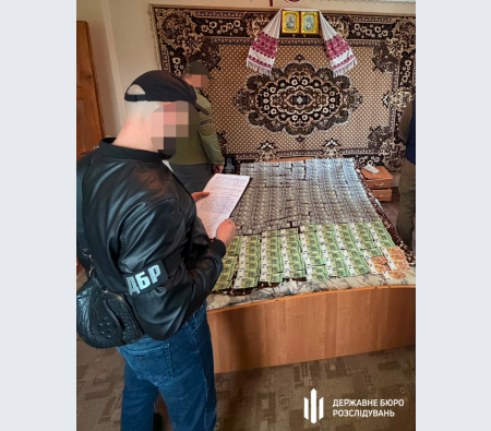 Гроші, які виявили в посадовця ТЦК та СП