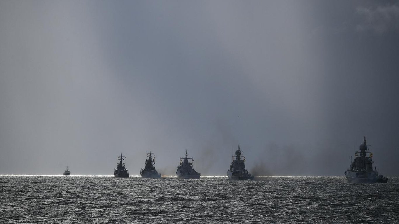 Корабли россиян в морях по состоянию на понедельник, 1 июля