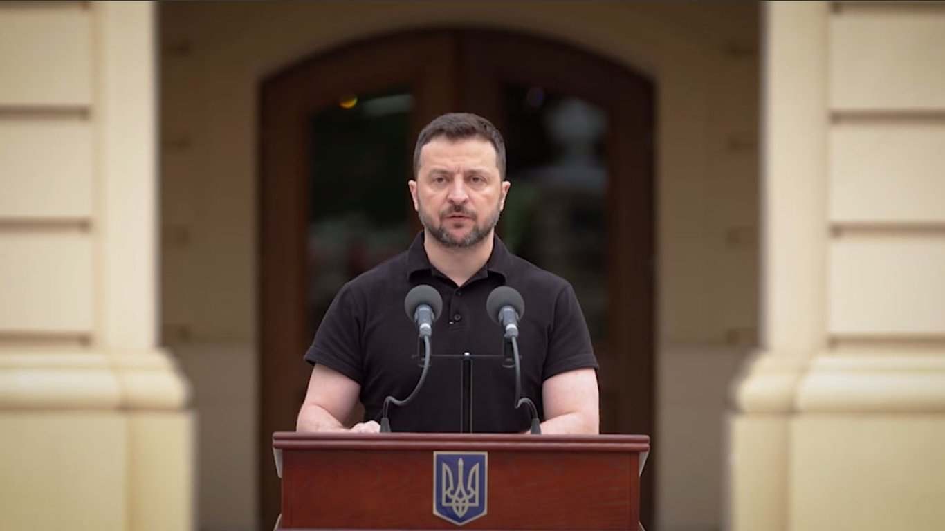Зеленський привітав військових з Днем Сухопутних військ ЗСУ