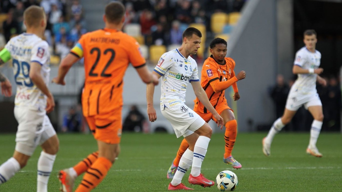 Матч "Шахтер" — "Динамо"