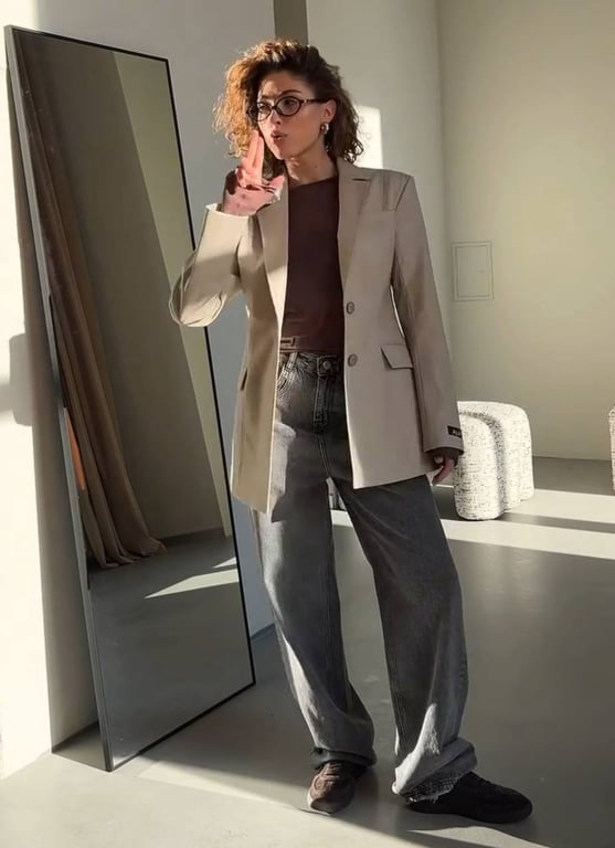 Сірі джинси - найпрактичніший вибір сезону