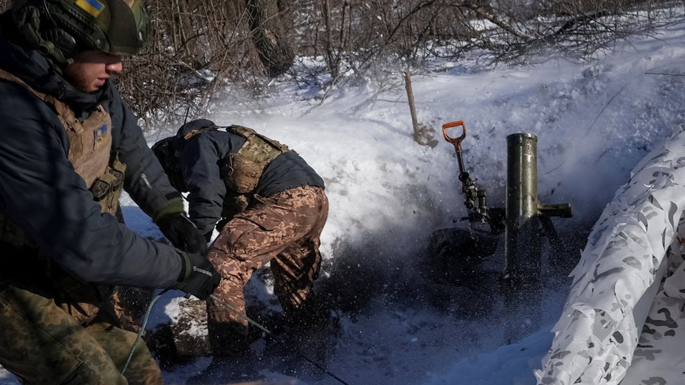 В Донецкой области пограничники сорвали российский флаг, рискуя жизнью