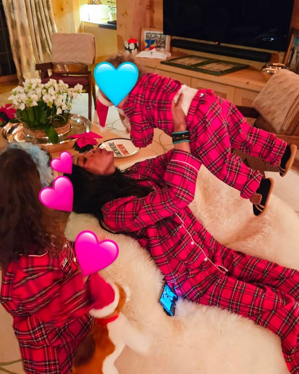 Наомі Кемпбелл поділилася фото з сином та донькою