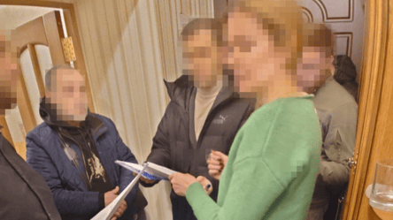 Схема Скороход — появилось видео, как депутат требует взятку - 304x171