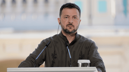 Украина не пойдет на компромисс за счет Крыма, — заявление Зеленского - 290x160