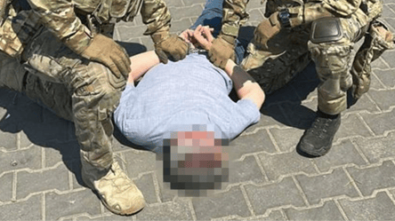 СБУ задержала чиновника Одесской таможни: в чем подозревают - 285x160