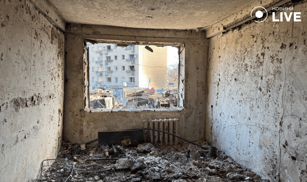 Наслідки удару по Добропіллю: зруйновані дахи та вибиті вікна