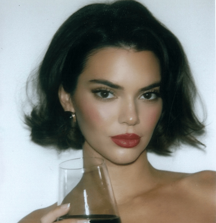 Кендалл Дженнер обирає цю форму боба