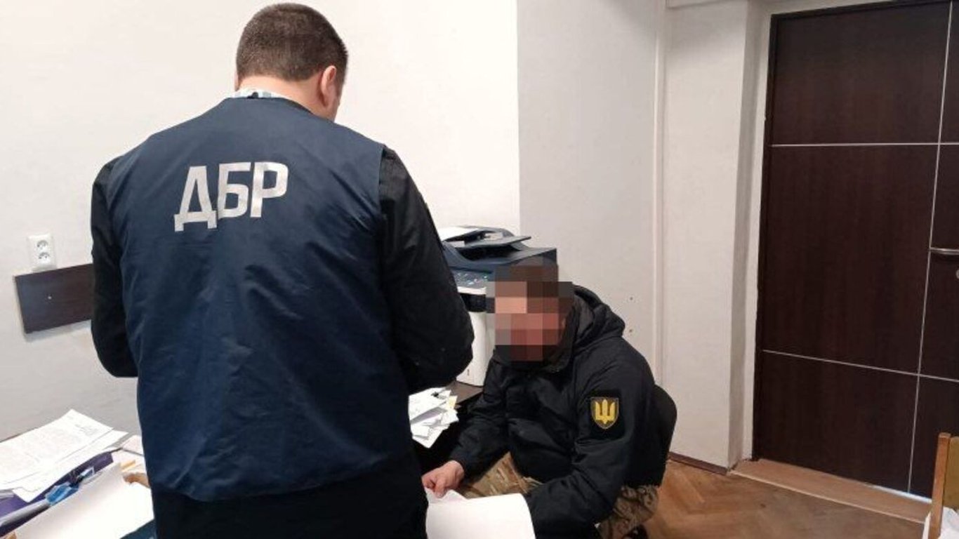 Военнослужащего ТЦК и СП будут судить за избиение мужчины