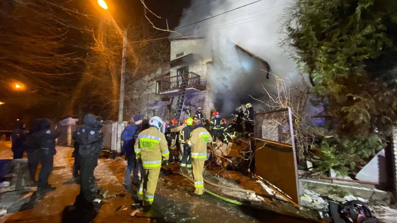 Взрыв газа во Львове — из-под завалов достали ребенка