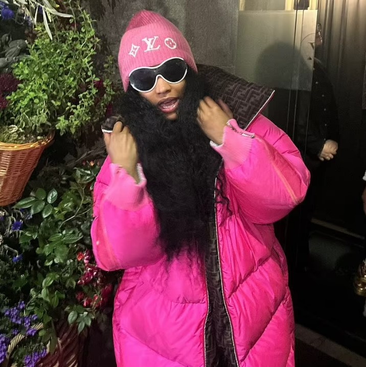 Відому американську реперку затримали в аеропорту Амстердама — у чому звинувачують зірку - фото 1