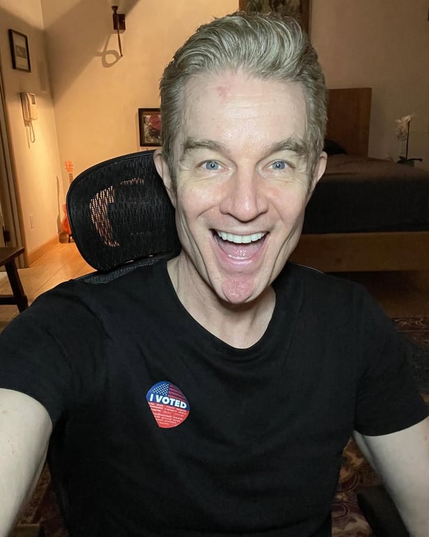 Актор Джеймс Мастерс - фото