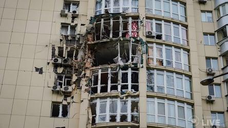 Наслідки влучання уламків ворожих БпЛА в будинок в Києві. Фоторепортаж - 285x160