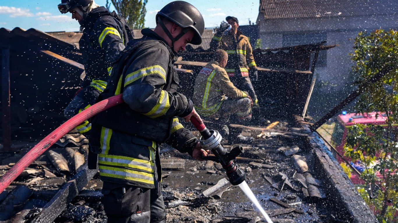 Окупанти протягом доби 10 разів атакували Херсон та область