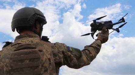Прикордонники знищують техніку ворога на Харківщині (відео) - 290x166