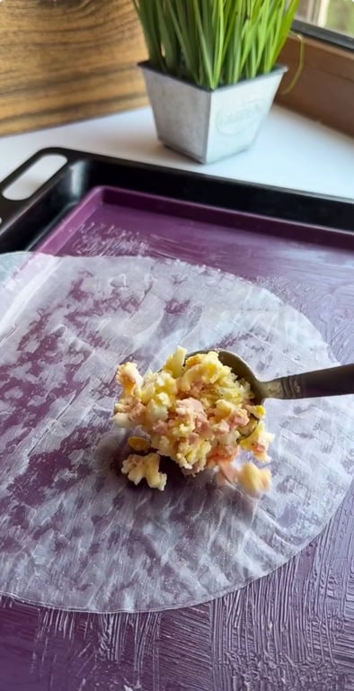 Ліниві чебуреки з рисового паперу - рецепт