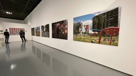 У Варшаві завершується унікальна виставка "Україна. Під іншим небом" - 285x160