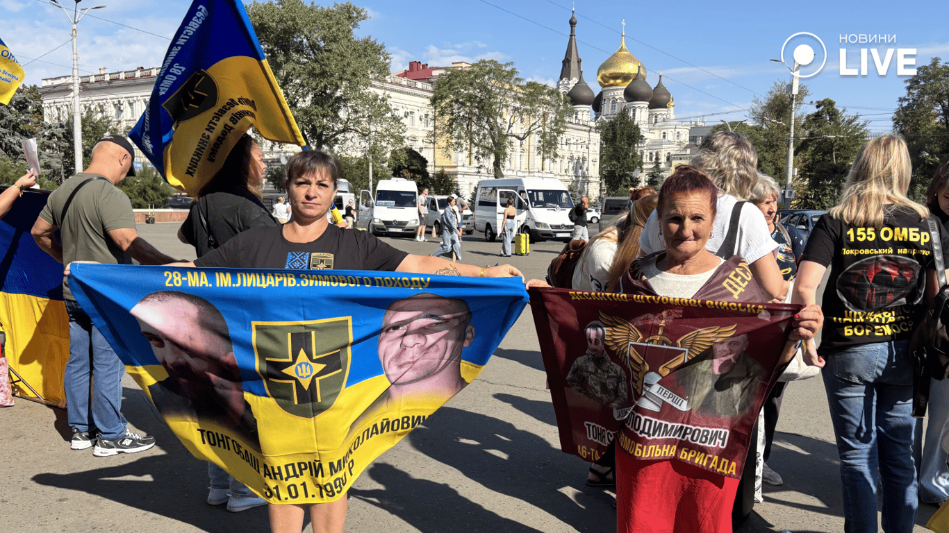 "Хочу обійняти тата" — в Одесі нагадали про полонених - фото 4