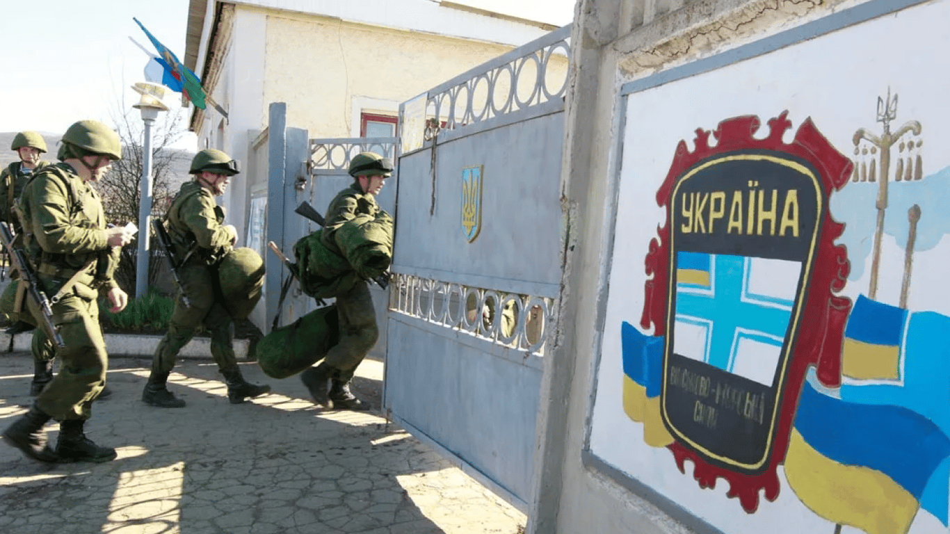 Угощение для россиян — в Симферополе девушки отравили 35 оккупантов