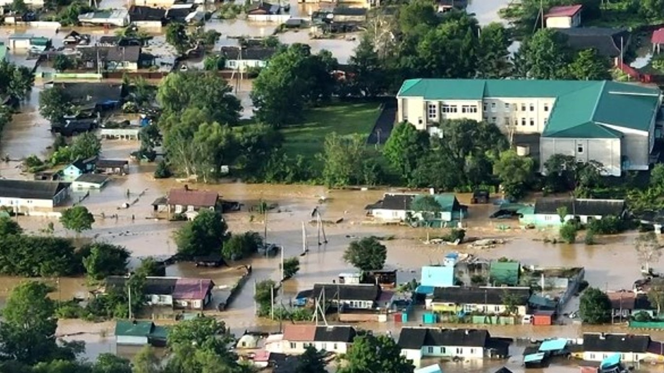 Затопленные деревни и отрезанные дороги: в Приморском крае РФ настоящий потоп