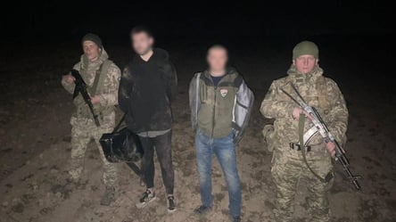 Притаились в траве — в Одесской области пограничники разоблачили уклонистов - 285x160