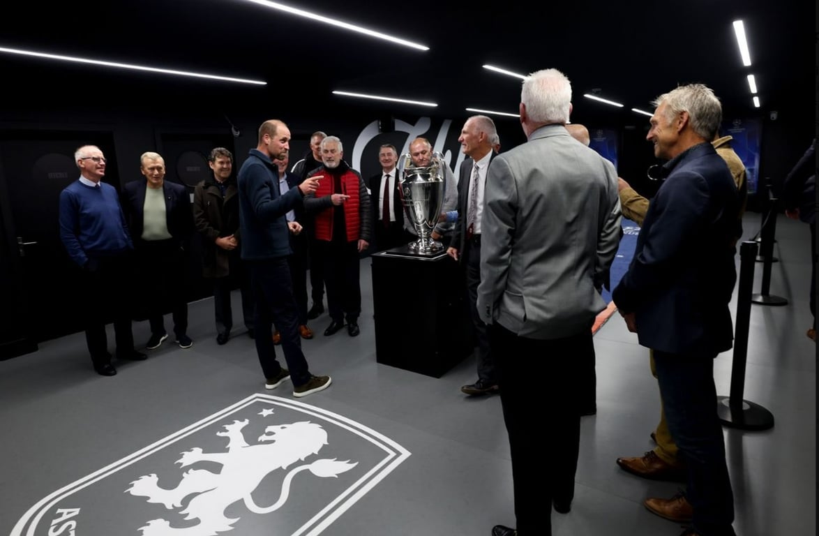 Принц Вільям попри щільний графік відвідав улюблену футбольну команду - фото 1