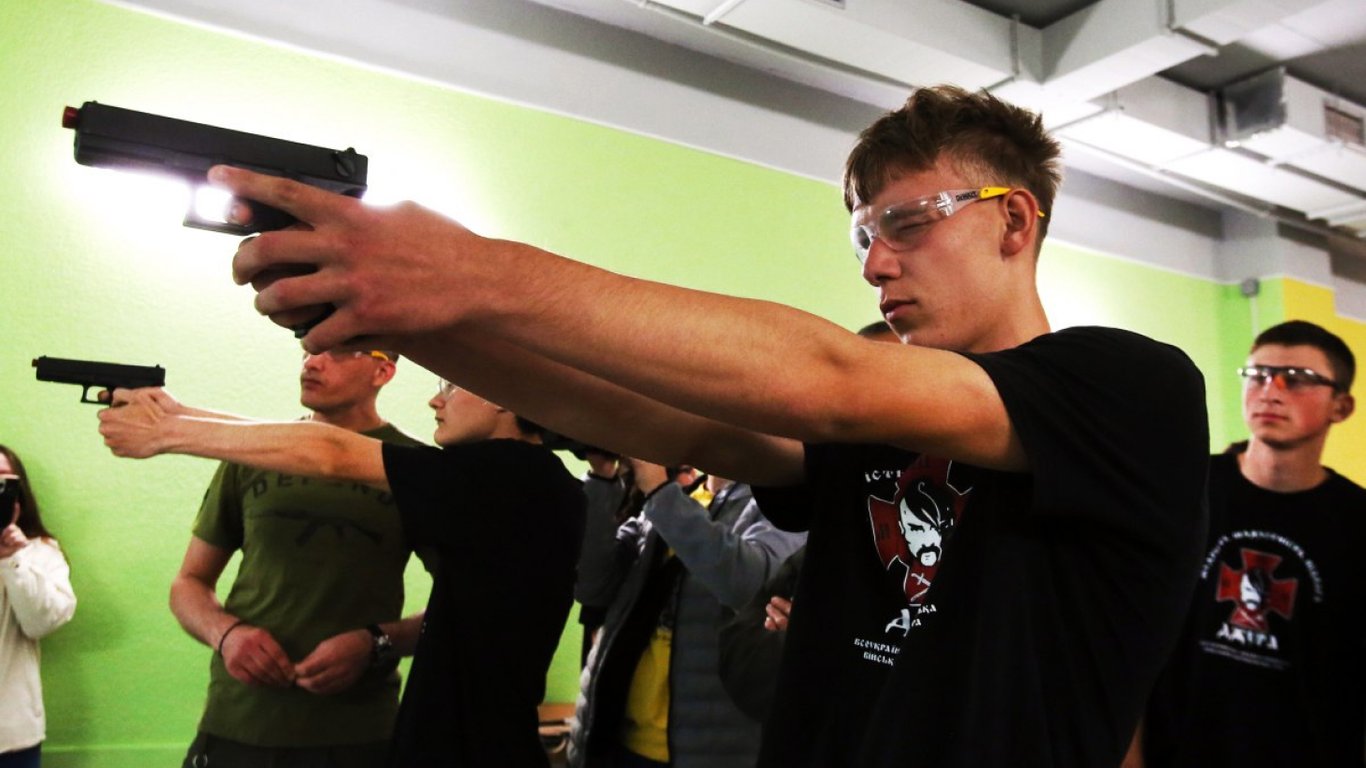 Оружие только для ветеранов: офицер ВСУ предложил план легализации