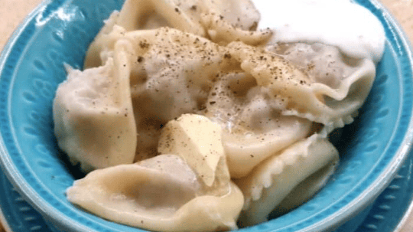 Домашні пельмені, рецепт ідеального тіста та начинки з фаршем