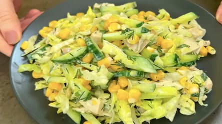 Хрустящий и сочный салат "Весенний": беспроигрышный рецепт салата - 285x160